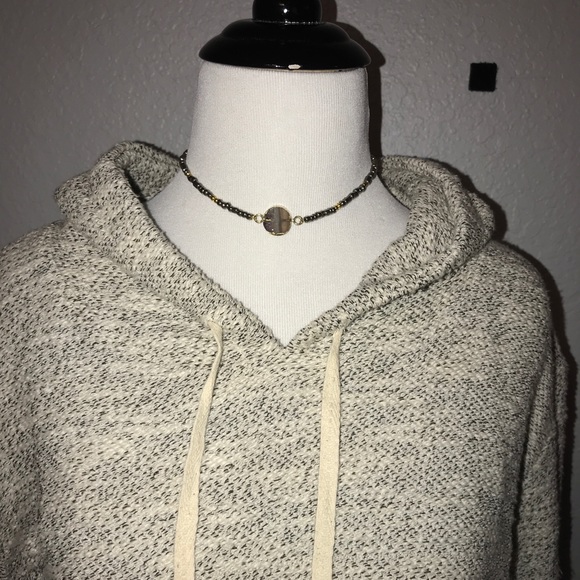 Brandy Melville cropped hoodie - Picture 3 of 3